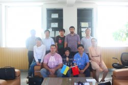 Ukrainian customer come to SIMO BLOWER inspection.